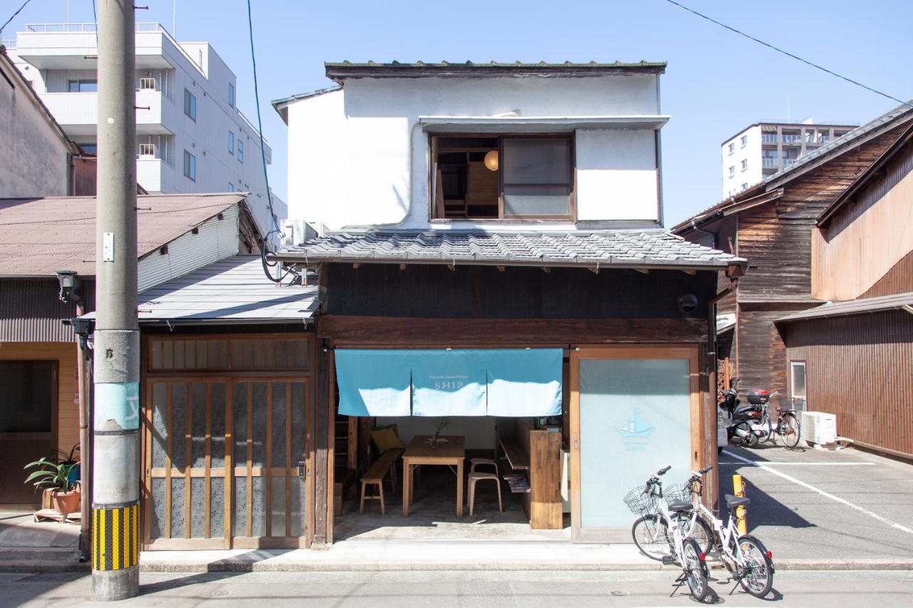 Fukuoka Guesthouse Ship Exterior photo